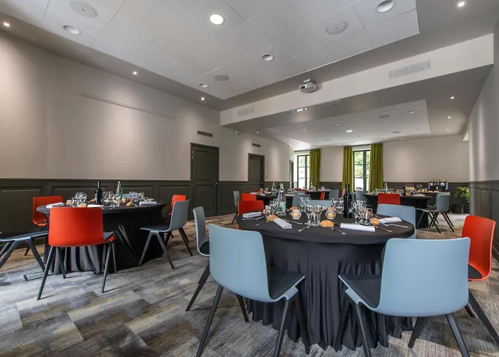 Le Saint-nicolas Hotel 4*