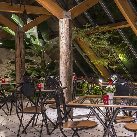 Hotel Le Saint-nicolas 4*