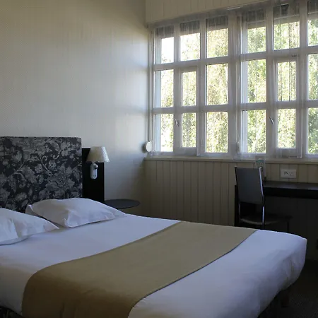 Le Saint-nicolas 호텔 4*