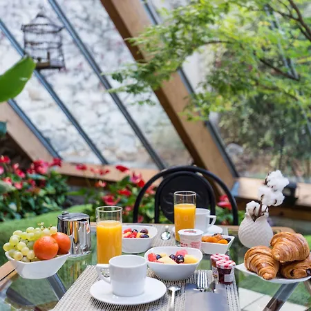 Le Saint-nicolas לה רושל