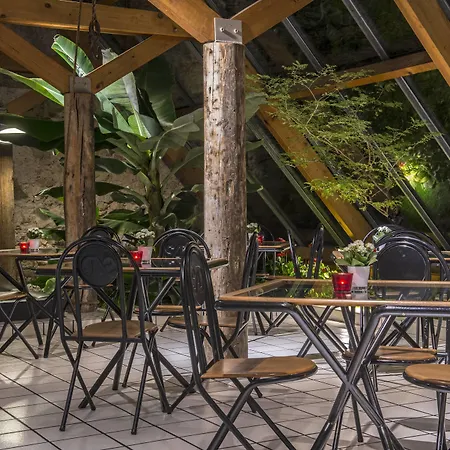 מלון Le Saint-nicolas 4*