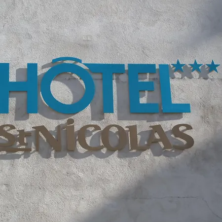 מלון Le Saint-nicolas לה רושל