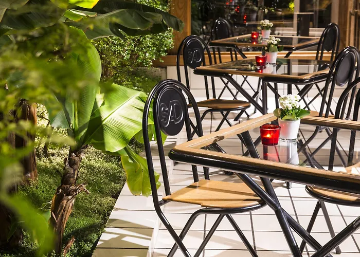 Le Saint-nicolas Hotel 4*