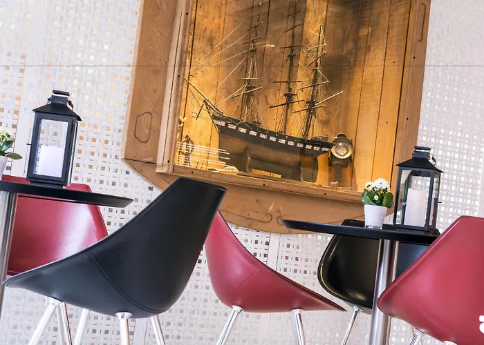 Le Saint-nicolas Hotel 4*